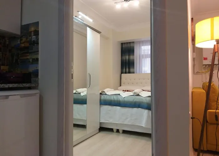 Pera Colour House 4*