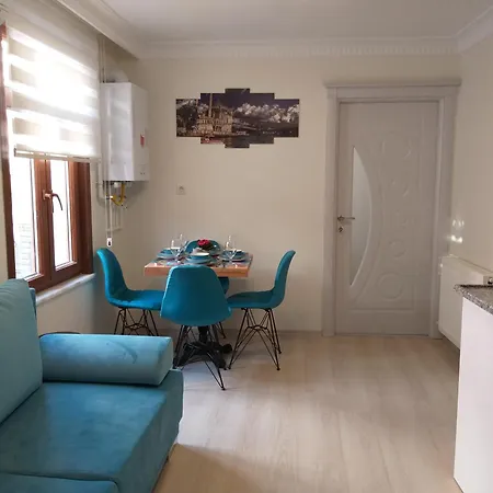 Pera Colour House Aparthotel