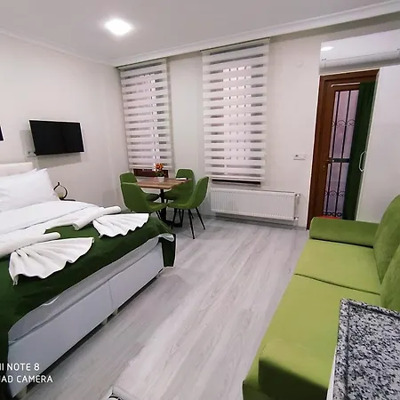 Pera Colour House