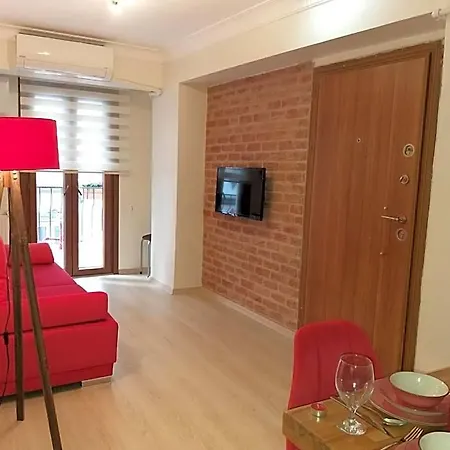 Pera Colour House Aparthotel 4*