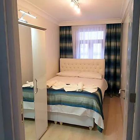 Pera Colour House 4*