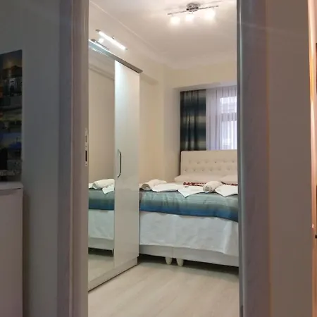 Pera Colour House 4*