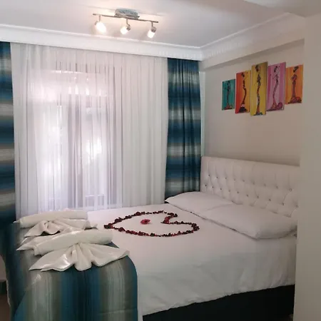 Pera Colour House 4*