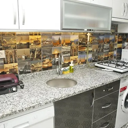 Pera Colour House 4*