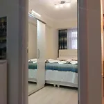 Pera Colour House 4*